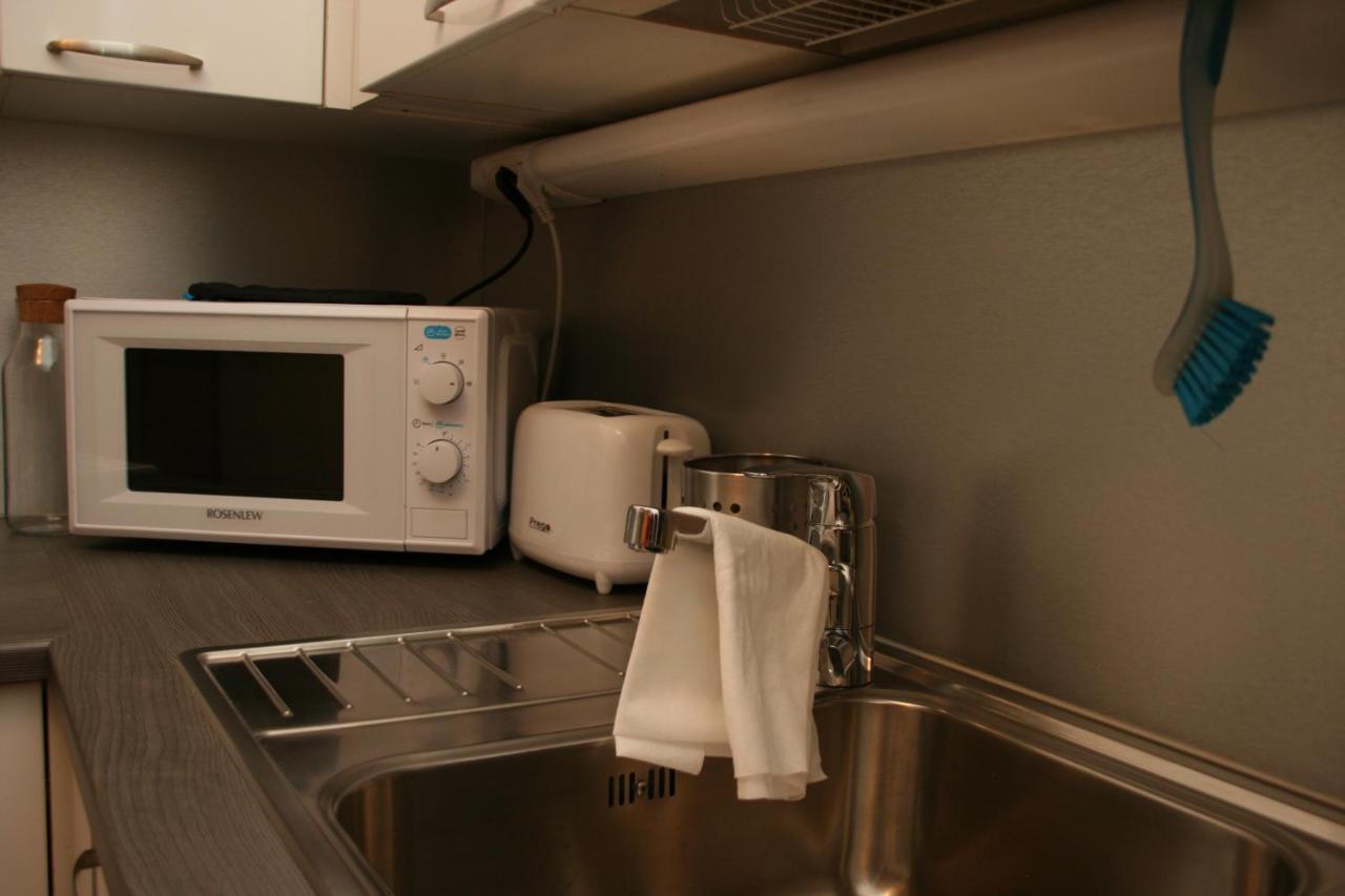 City Apartments Turku - 1 Bedroom Apartment With Private Sauna 객실 사진